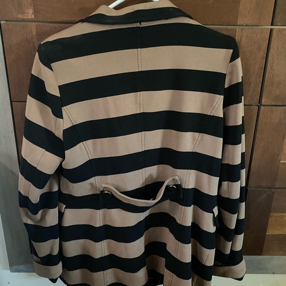 Striped Black and Tan Coat - Picture 2 of 3